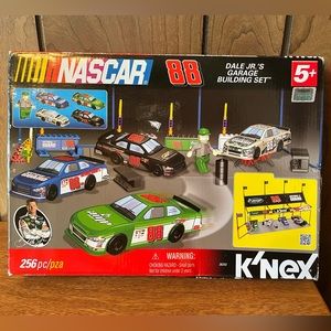 K’Nex NASCAR Dale Jr.’s Garage Building Set